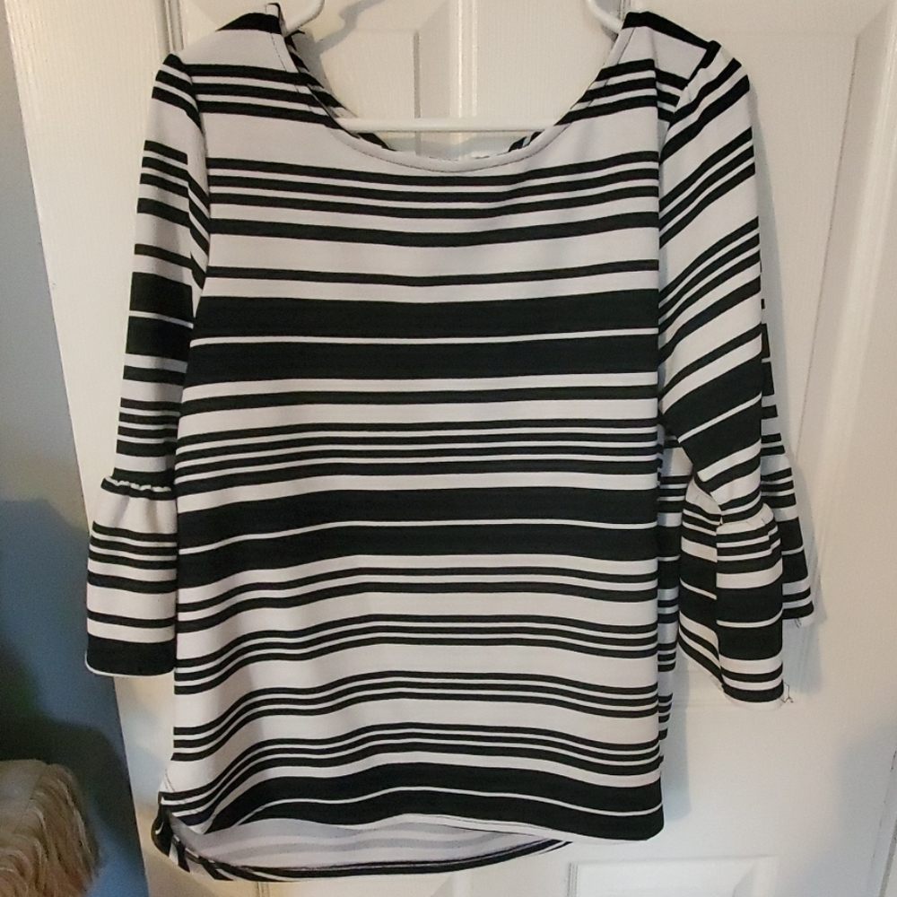Black and white striped blouse and ruffle sleeve